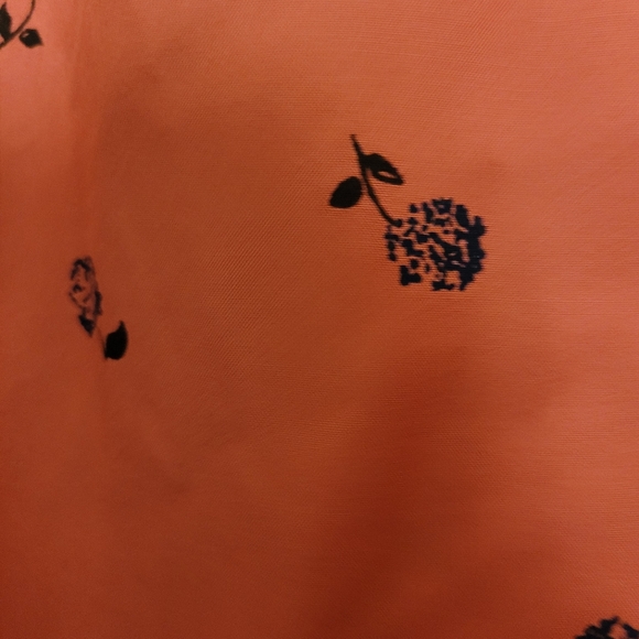 Dress - Picture 4 of 4